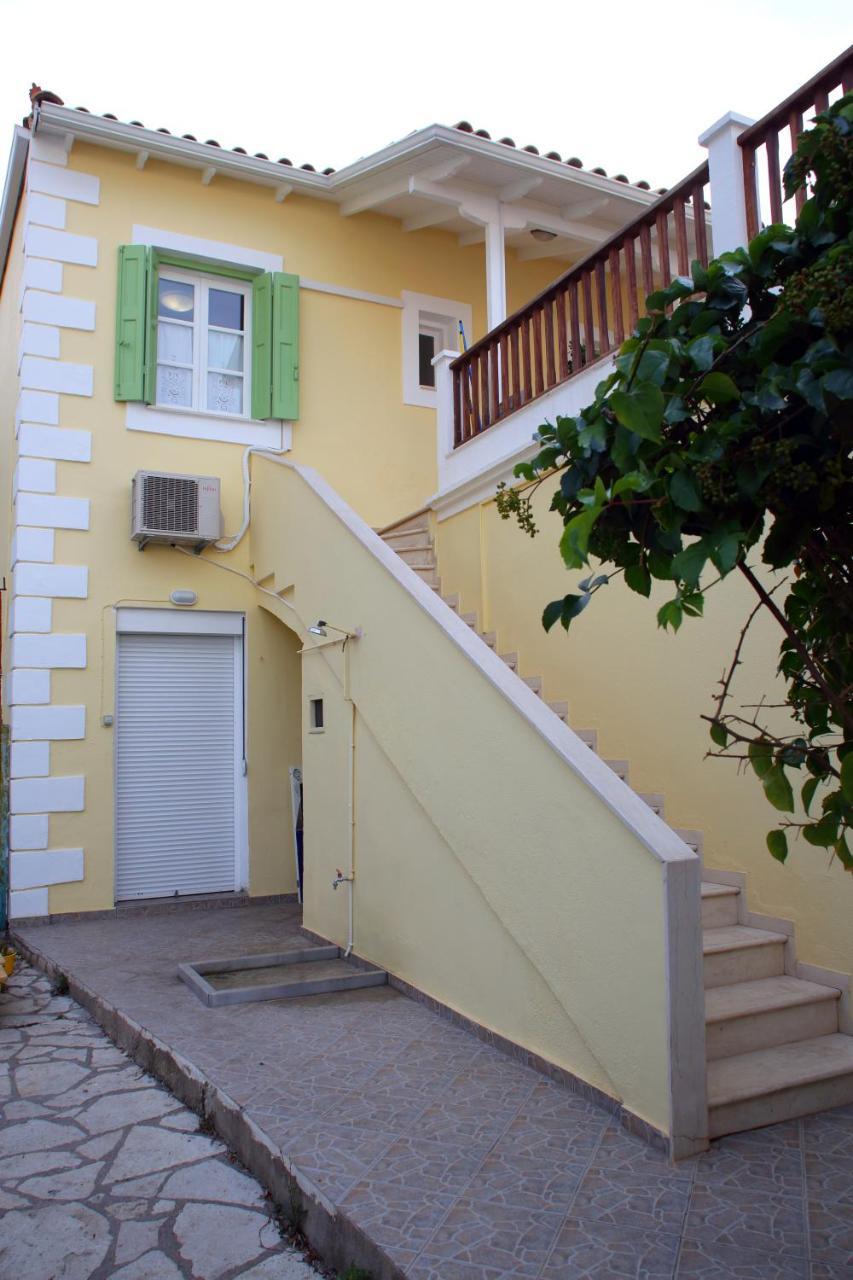 Appartement Lagadi Luxury Sea Side à Áyios Nikítas Extérieur photo